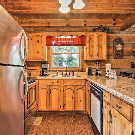 Gatlinburg Escape With Hot Tub, Deck And Mtn View Villa Eksteriør bilde