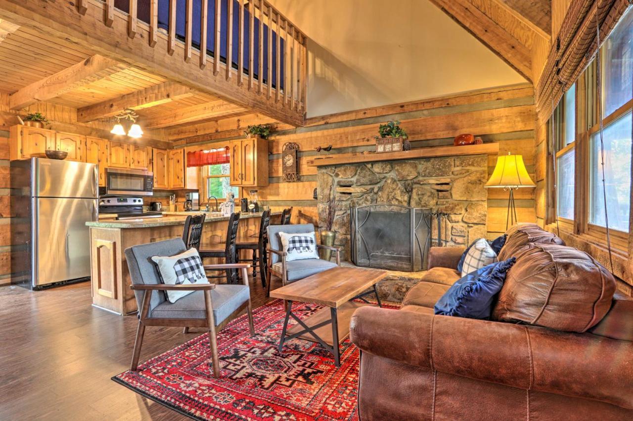 Gatlinburg Escape With Hot Tub, Deck And Mtn View Villa Eksteriør bilde